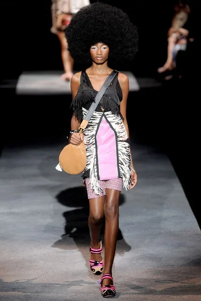 Look 44